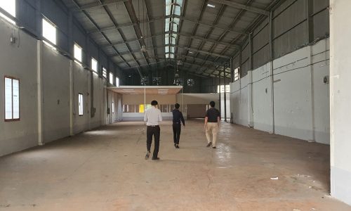 CHO THUÊ KHO MT 1000M2 NGAY HOÀNG HỮU NAM – BV UNG BỨU