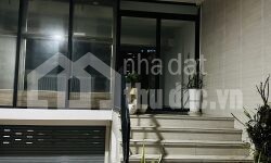 Gấp quá! Cần cho thuê nhà mặt tiền làm Văn Phòng khu dân cư hiện đại!!!!