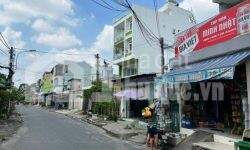 Cần bán gấp nhà cấp 4 góc 2 mặt tiền Linh Đông, thuận tiện xây mới.