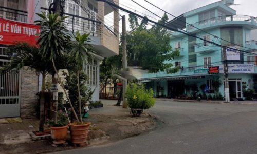 BIỆT THỰ 200M2 BÌNH TRƯNG ĐÔNG GIÁ CỰC HOT VỊ TRÍ ĐẸP!!!!