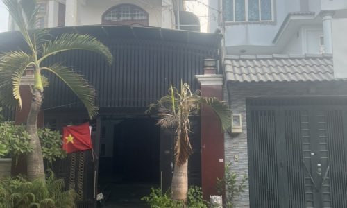 BÁN GẤP NHÀ PHỐ ĐƯỜNG PHẠM VĂN ĐỒNG HBC VỊ TRÍ TUYỆT ĐẸP!!!