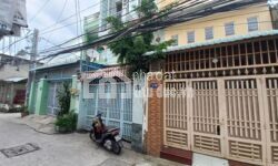 Nhà bán 1 sẹc hẻm thông, đường số 49 Hiệp Bình Chánh giá bao khu vực 3,7 tỷ