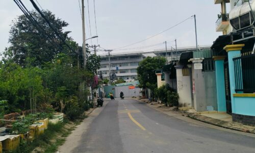 Cần bán gấp đất 134m2 Long Trường Quận 9 đường lớn tiện đi lại!!!!