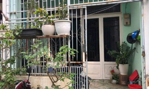 Cho thuê nhà nguyên căn ở hẻm xe hơi đường số 379