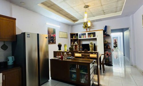 Nhà rộng 158m2 gần chợ Đầu mối Thủ Đức bán rẻ 7,8 tỷ TL